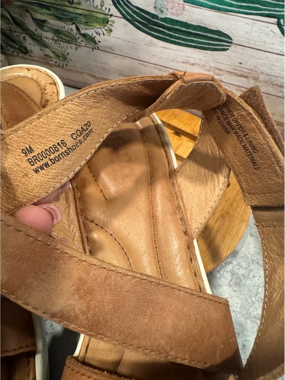 Born Women's Light Brown Leather Small Wedge Sandals, Size 9